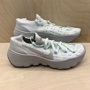 Nike Space Hippie 04 Barely Green Running Sneakers DA2725-300 Women's Size 10.5